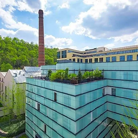 Szálloda Modern With Parking Near The Museum