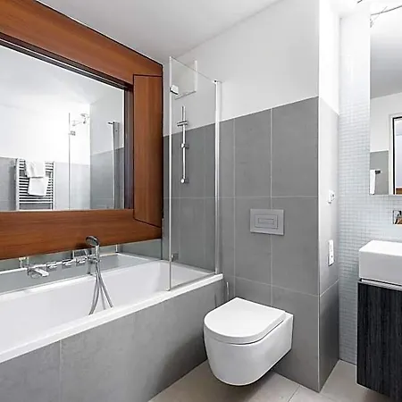Modern With Parking Near The Museum 5* Prága
